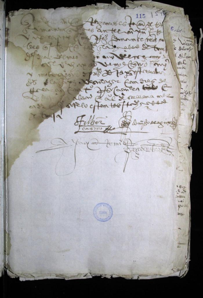 Hoja de una escritura firmada por Téllez Castro y Domingo de Aguirre